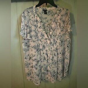 Torrid Women's Floral Top